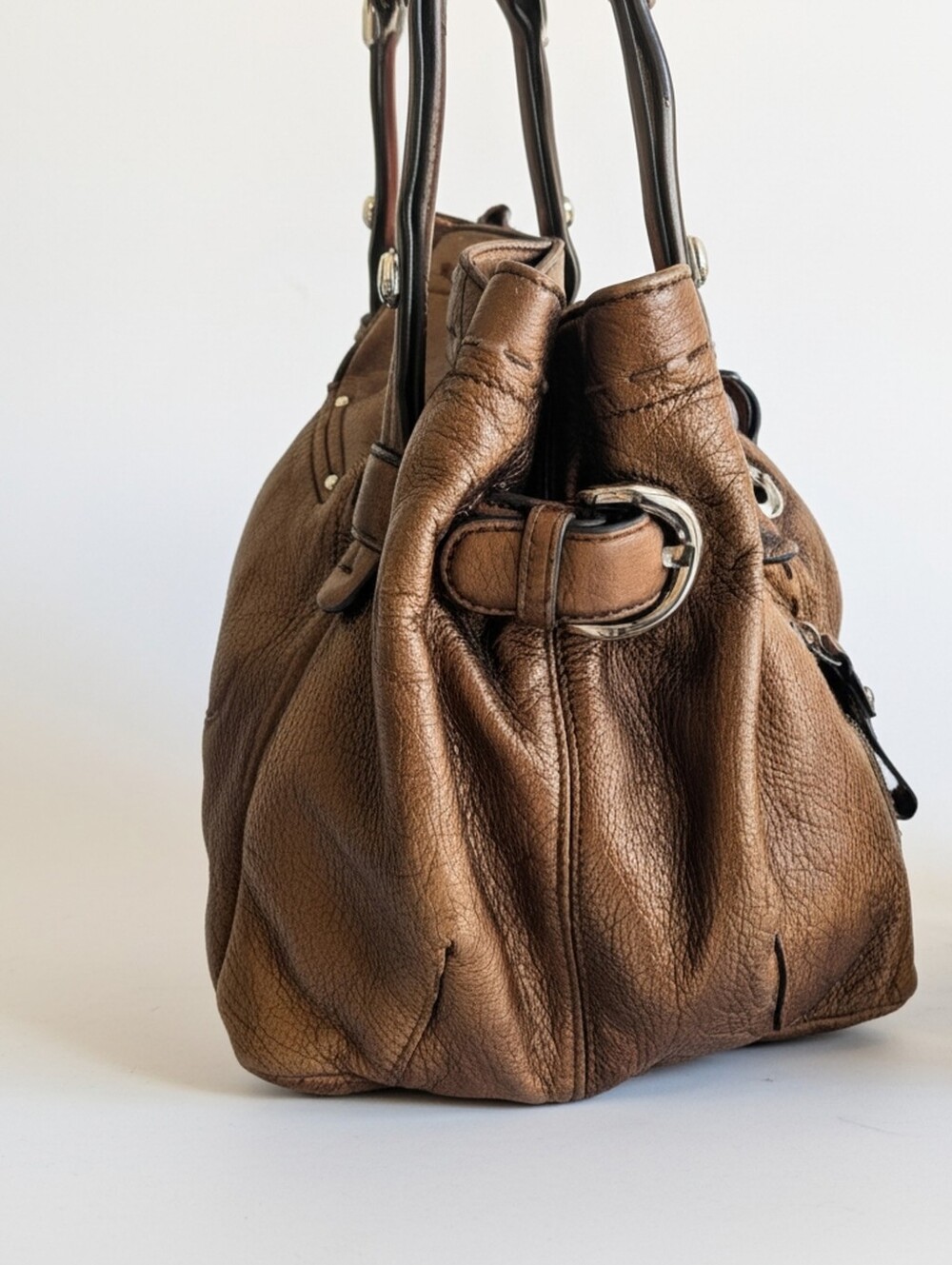 B. Makowsky Ultra Soft Copper Bronze Genuine Pebble Leather Large Tote - Picture 4 of 11
